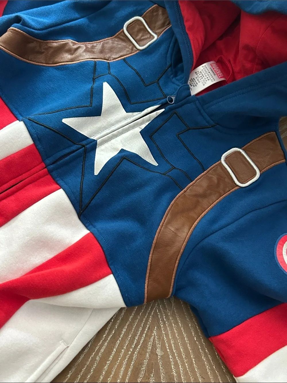NWOT! Disney Marvel Avengers Captain America Kids Hooded Costume Hoodie Jacket